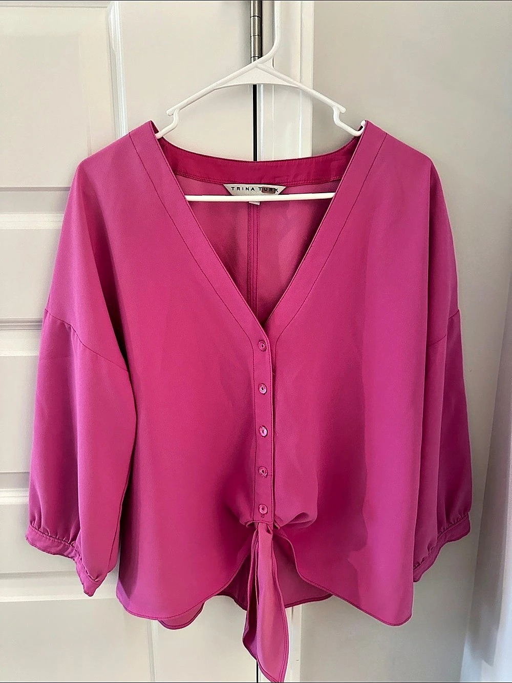 Trina Turk Women's Button Front Blouse in Pink Size Medium Like New